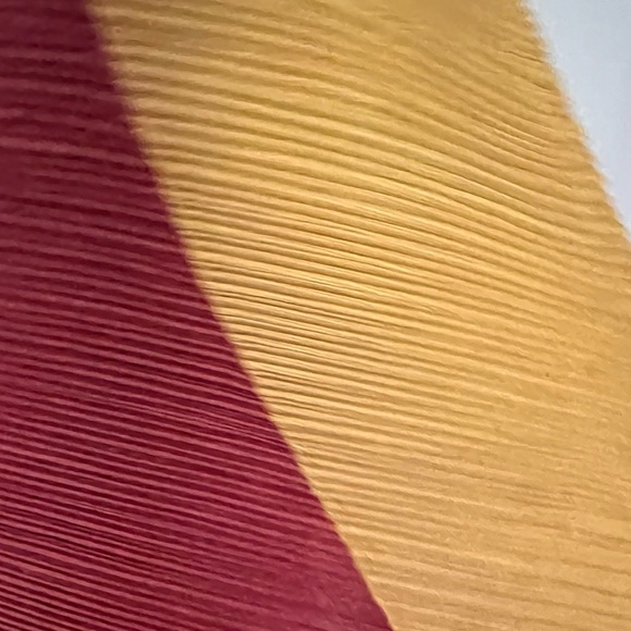 Elegant Red and Yellow Plisse pleats Wrap Cardigan - Picture 9 of 10